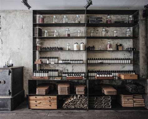 le labo rue saint honoré|Le Labo Fragrances .